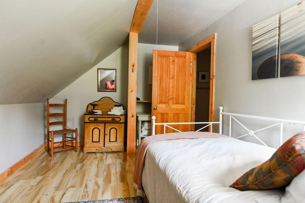 Craftsbury Farmhouse Bagian luar foto