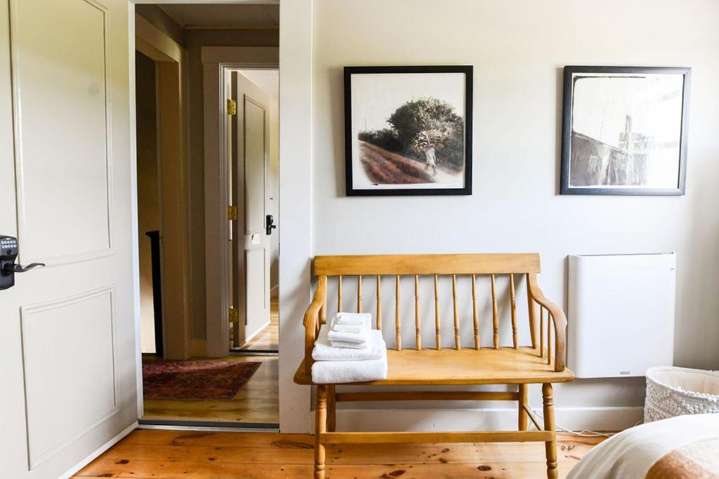 Craftsbury Farmhouse Bagian luar foto